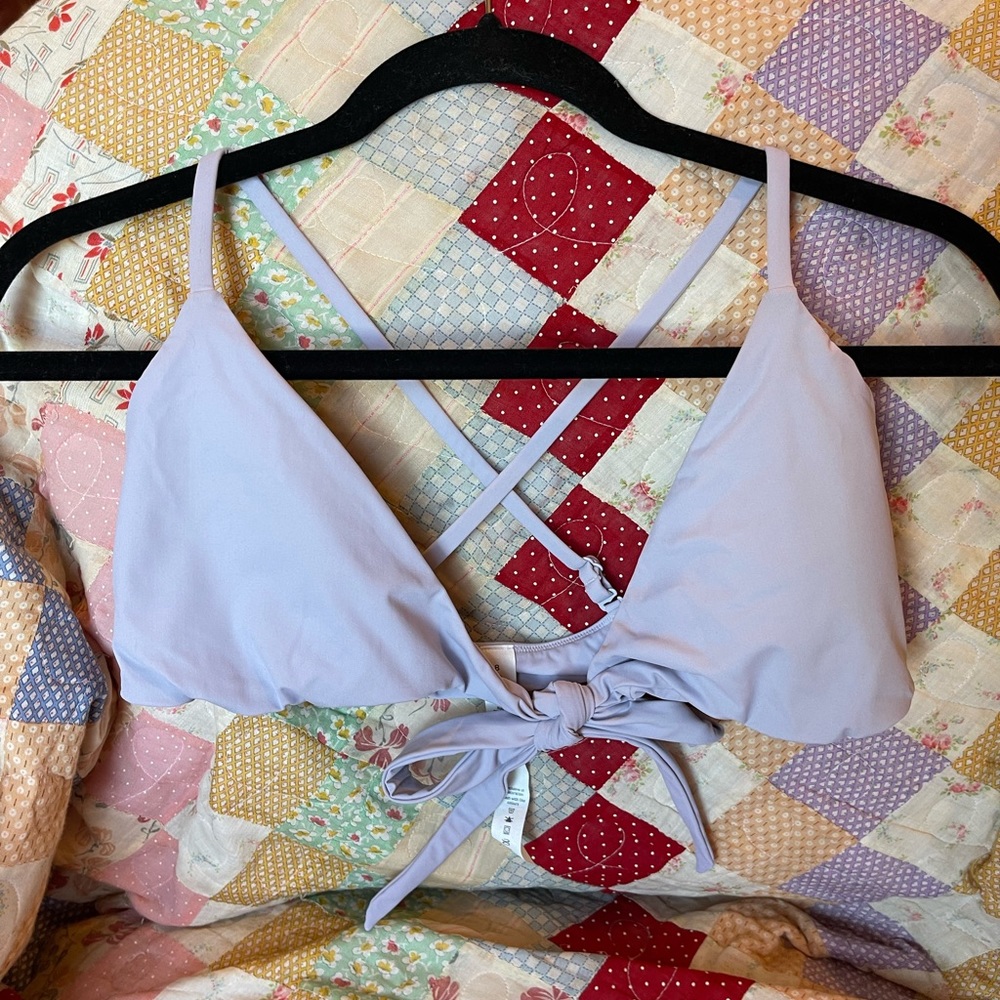 Lululemon swimsuit top